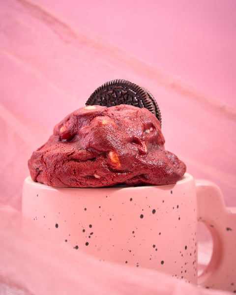 Red Velvet Cookies N' Cream